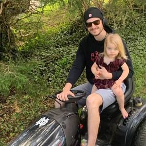 Meet your Posher, Nicholas